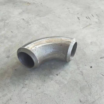 廠家供應(yīng)GB/T12459可噴砂 不銹鋼304 316長(zhǎng)半徑90°熱壓彎頭