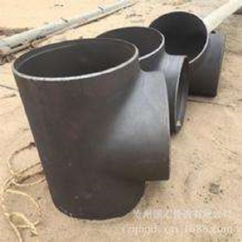 滄州滄辰管道有限公司三通