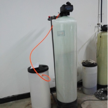 周口5噸軟化水設備 鍋爐水處理設備 全自動軟水器 軟水過濾裝置