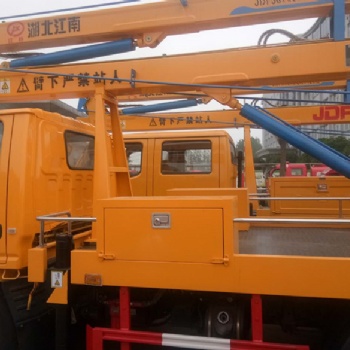 單排座東風(fēng)12米路燈檢修車路燈維修升降車生產(chǎn)銷售