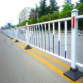 鄭州廠家批發馬路公路護欄京式市政護欄交通道路護欄隔離欄防撞欄工程