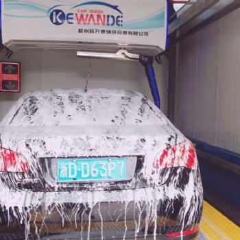 人工洗車費時費力 杭州科萬德智能電腦全自動洗車機(jī)來幫您