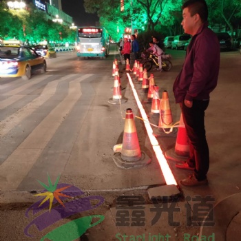 鑫光道智能發光斑馬線 埋地式LED紅綠燈 智能地埋式斑馬線紅綠燈