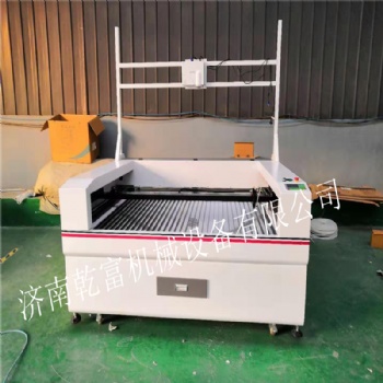 濟南工廠實木腳墊設備激光下料機汽車腳墊切割機