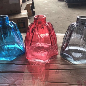 環(huán)保水性玻璃漆 彩色玻璃烤漆