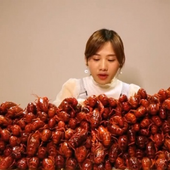 懶仔即食麻辣小海鮮讓你品嘗不一樣味道！