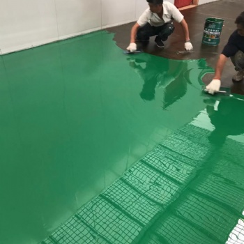青島車間舊地面環氧地坪翻新
