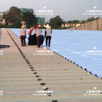 江蘇宿遷廠房屋面漏雨補漏隔熱材料