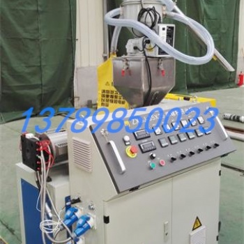 包覆擠出機(jī),小型擠出機(jī)擠出機(jī)節(jié)能高效擠出機(jī)3PE擠出機(jī)
