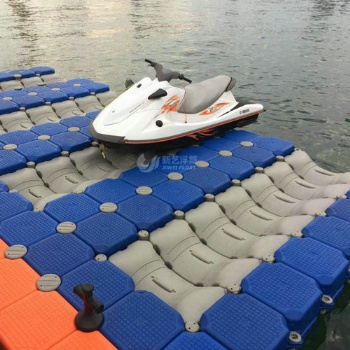 浙江臺州供應(yīng)水上浮筒 摩托艇碼頭水上浮橋平臺