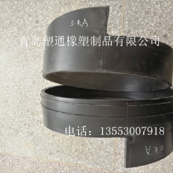 供應(yīng)PE排水管電熔連接頭