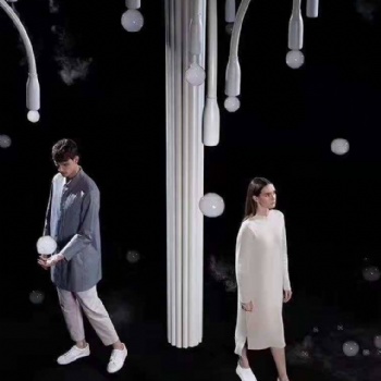 2019中秋晚會上暖場道具煙泡樹/泡泡樹廠家