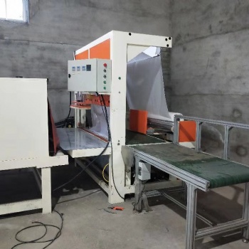 全自動(dòng)套袋封口熱收縮包裝機(jī)