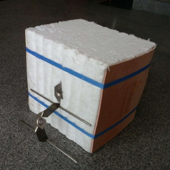 地面火炬保溫隔熱用標準1260硅酸鋁纖維耐火棉