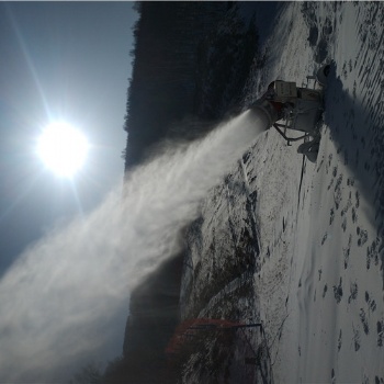 滑雪場90立方雪量造雪設備 人工造雪機廠家提供規劃設計