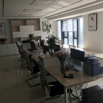 供應(yīng)云南貴州廣西茂名石化高富東海牌70#道路瀝青