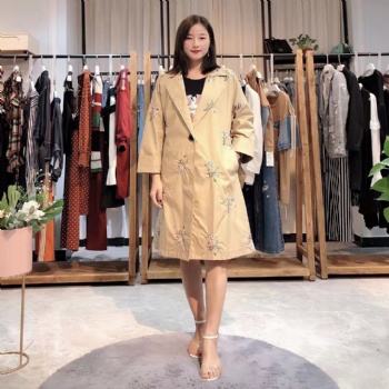 【勞倫】2020年春季新款亞馬遜女裝風衣