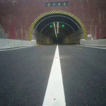 大量供應(yīng)道路反光漆-優(yōu)越化工廠家直售