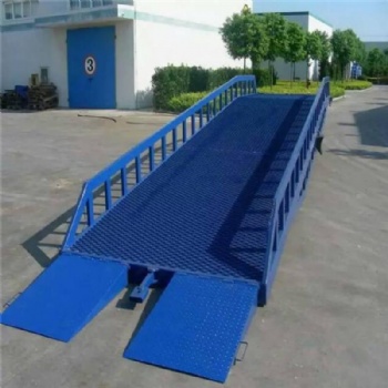 登車橋物流集裝箱貨柜裝卸平臺叉車輔助搬運登車橋