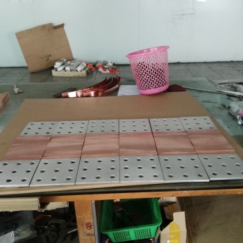 銅箔軟連接又叫銅皮軟連接銅帶軟連接銅片軟連接-金偉電氣供應充足規格齊全