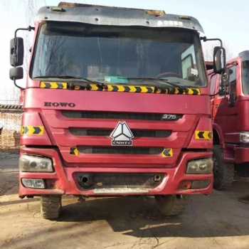 出售340/380馬力,5.8m/5.6m大箱多臺豪沃自卸車