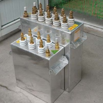 沈陽中頻爐配件：熱電容、感應(yīng)圈、水電纜