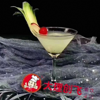 愛調(diào)酒嗎想學(xué)調(diào)酒的加入我們吧