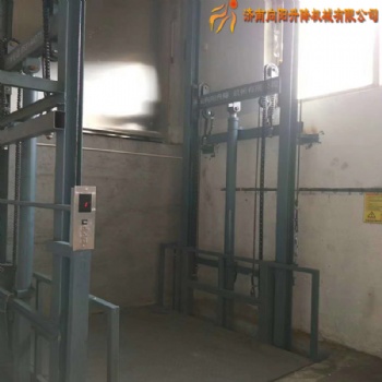 煙臺液壓升降臺導軌鏈條式提升機廠房電梯生產定制