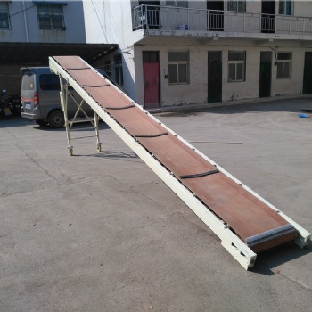 小型輸送機(jī)傳輸機(jī)流水線輸送機(jī)移動(dòng)裝車卸貨皮帶輸送機(jī)
