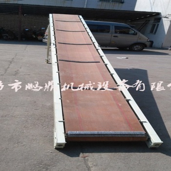 小型輸送機(jī)高度可調(diào)節(jié)升降輸送機(jī)電動(dòng)爬坡輸送機(jī)