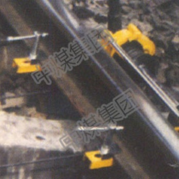 鐵路鋪設抓具枕木更換機內燃液壓軌枕更換器效率高可定制中煤