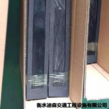 地鐵高鐵用橡膠彈性墊板 AB型橡膠無砟軌道帶泡沫款橡膠墊板生產(chǎn)定制