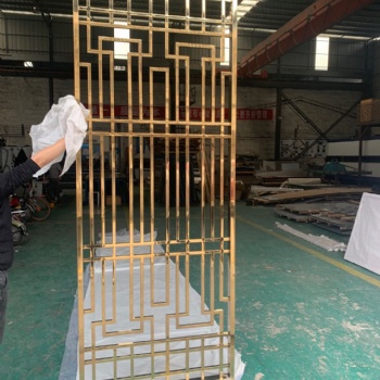 佛山市騎航金屬輕奢定制辦公不銹鋼隔斷屏風(fēng)，中式鏡面鈦金屏風(fēng)