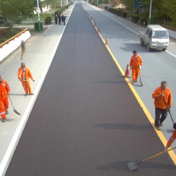 道路養護施工纖維微表處技術