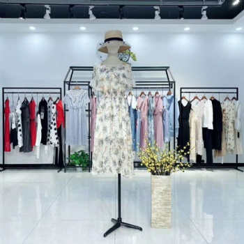 杭州品牌寵愛女人品牌折扣女裝店淘寶直播間進貨渠道