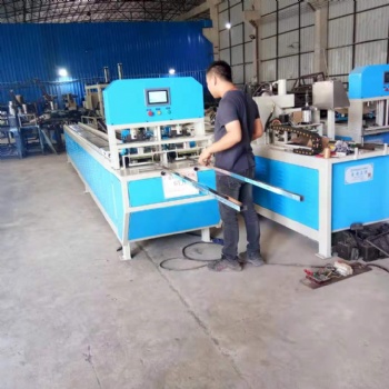 供應護欄 防盜網貨架 爬架數控全自動沖孔機