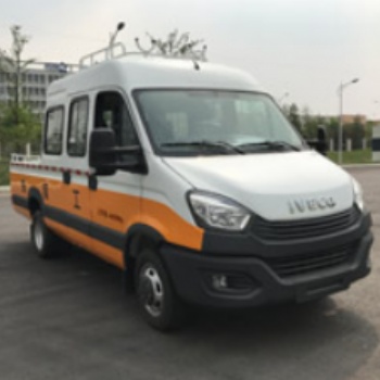依維柯歐勝藍牌電力工程車