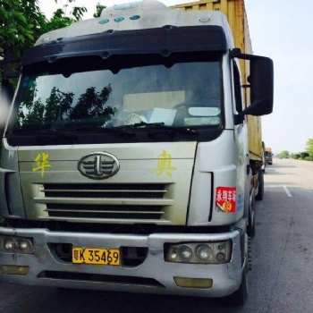 南沙黃埔拖卡集卡車隊