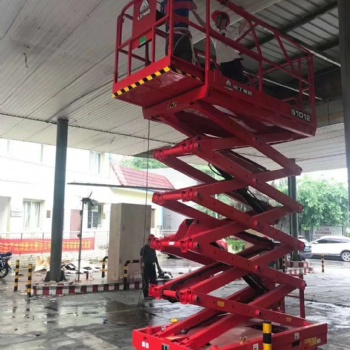 高空作業(yè)車租賃丨東莞電動(dòng)升降機(jī)升降車高空作業(yè)平臺(tái)高空車