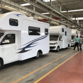 玻璃鋼平板制作房車車身外殼