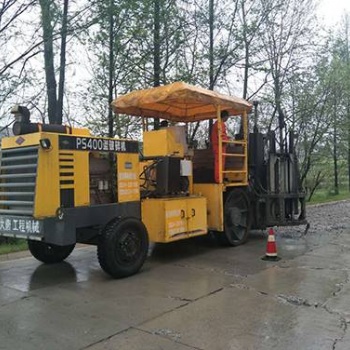 大唐機(jī)械水泥路面破碎機(jī)全國租賃