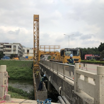 重慶橋梁檢測(cè)車出租 橋梁養(yǎng)護(hù)車出租 橋檢車出租公司