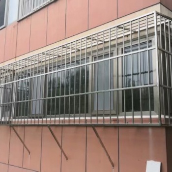 北京順義李橋安裝防盜窗防盜網安裝防護欄