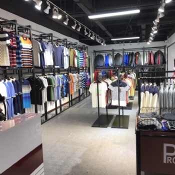 運動品牌服裝斷碼清貨專賣店庫存尾貨批發(fā)