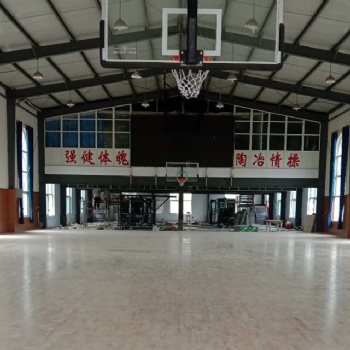 運動木地板生產翻新。