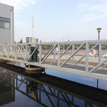 中心傳動、中心傳動污泥濃縮機(jī)、大型中心傳動污泥設(shè)備、生產(chǎn)企業(yè)