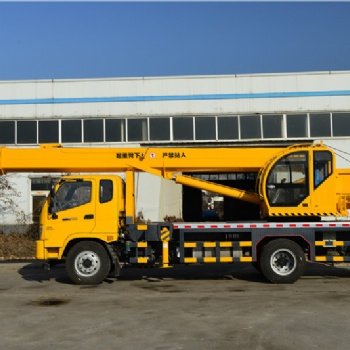 全新16噸小型吊車(chē)廠家報(bào)價(jià) 16噸吊車(chē)自重 型號(hào)齊全可定制配置 歡迎電話(huà)咨詢(xún)