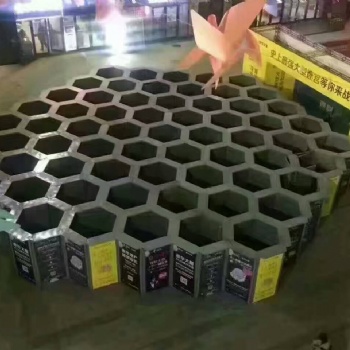 大型互動(dòng)親子游樂(lè)蜂窩迷宮設(shè)備租賃