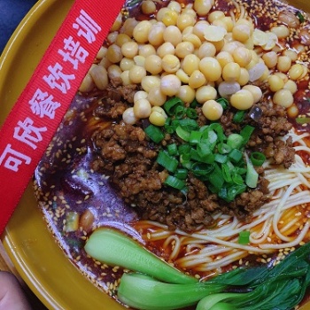 重慶小面技術教學來可欣餐飲手把手指導