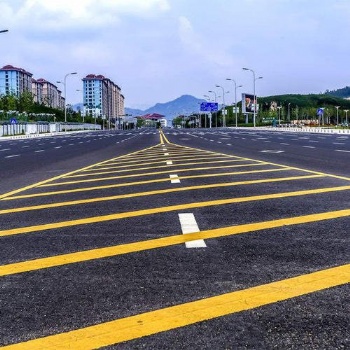 山西太原琪杰道路標線-熱熔標線-彩色防滑標線